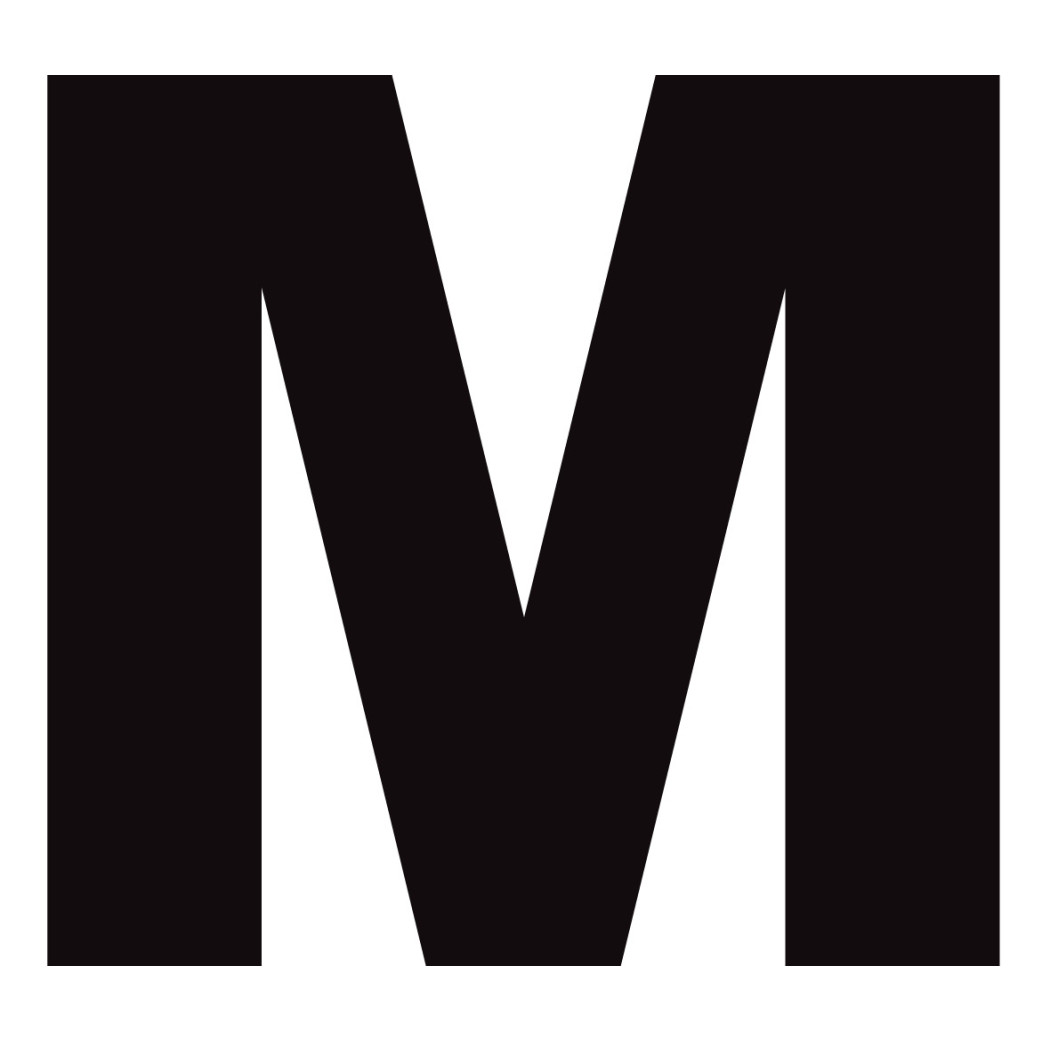 Lettre M noir sur fond blanc (15x17.5cm) - Sticker/autocollant