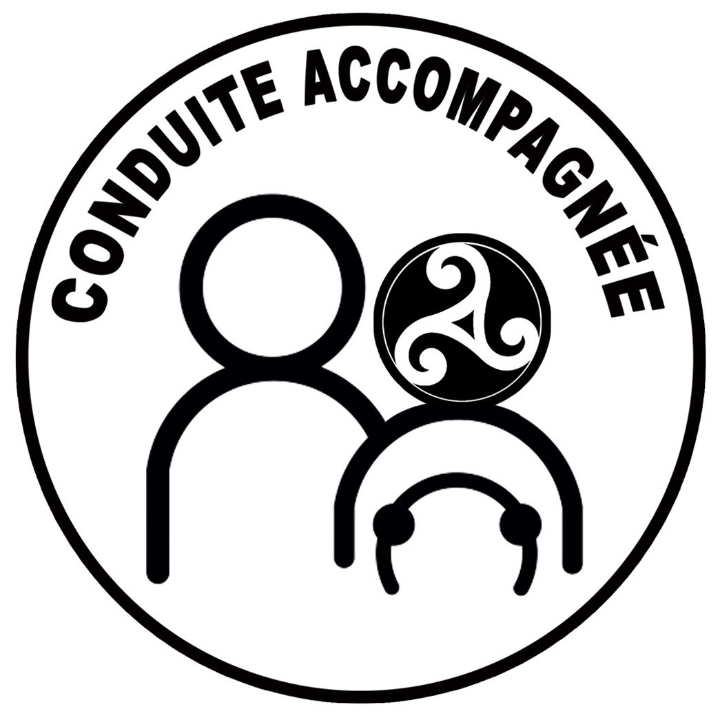 Conduite accompagnée - Bretagne triskel (15cm) - Sticker/autocollant